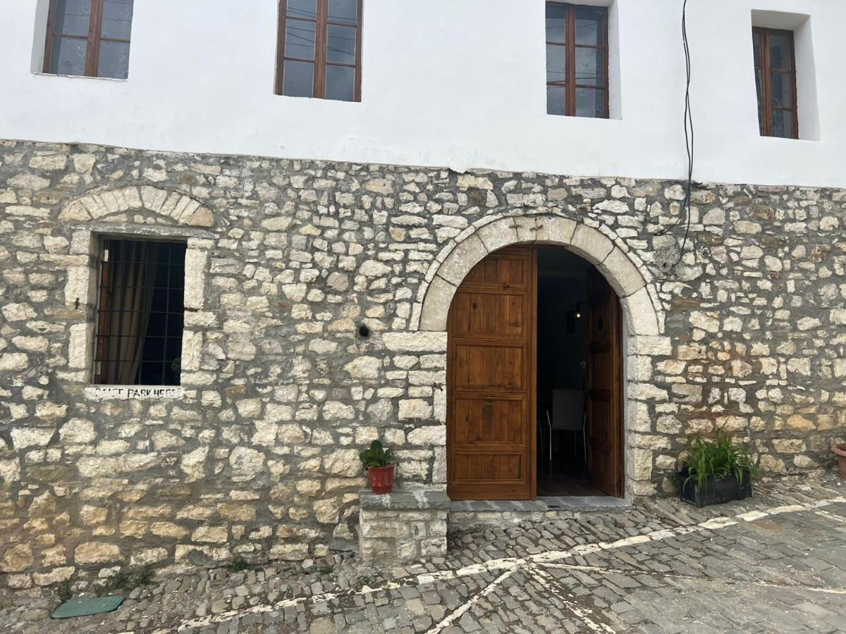 Hotel Omer The Ottoman House Берат Екстер'єр фото
