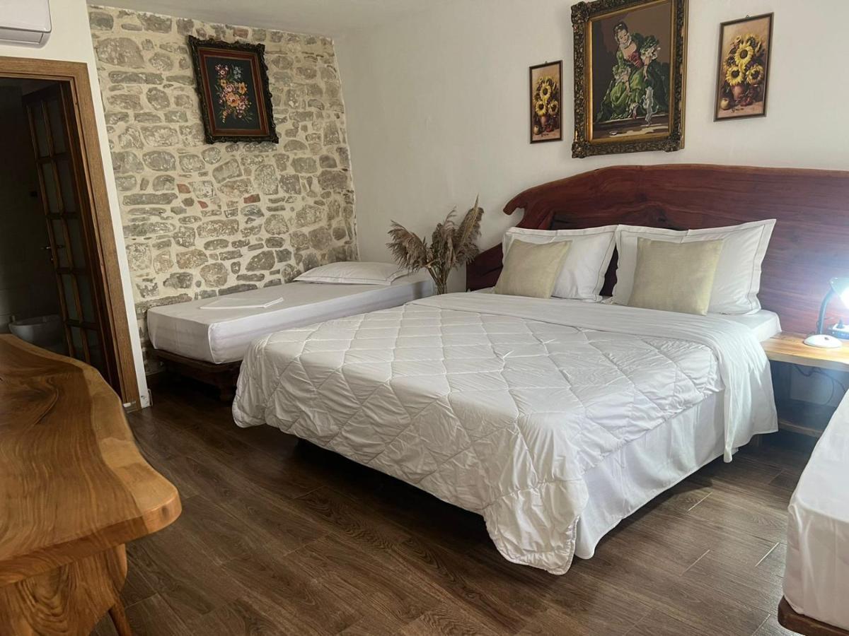 Hotel Omer The Ottoman House Берат Екстер'єр фото