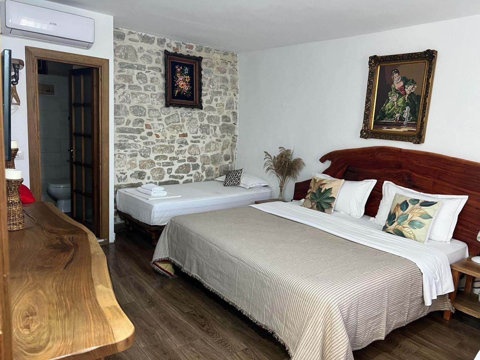 Hotel Omer The Ottoman House Берат Екстер'єр фото