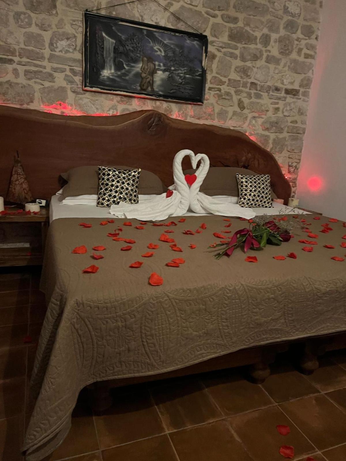 Hotel Omer The Ottoman House Берат Номер фото