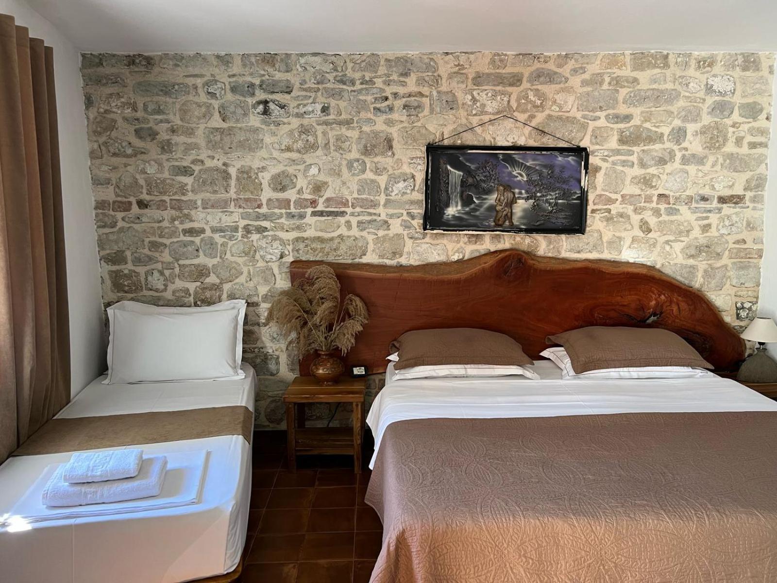 Hotel Omer The Ottoman House Берат Номер фото